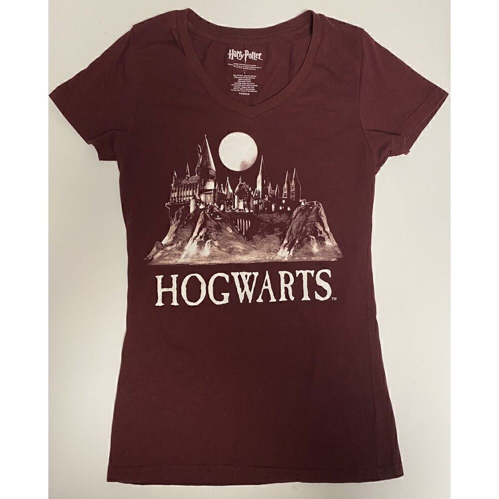 Harry Potter Maroon Short Sleeve T-Shirt Hogwarts Castle at Night L